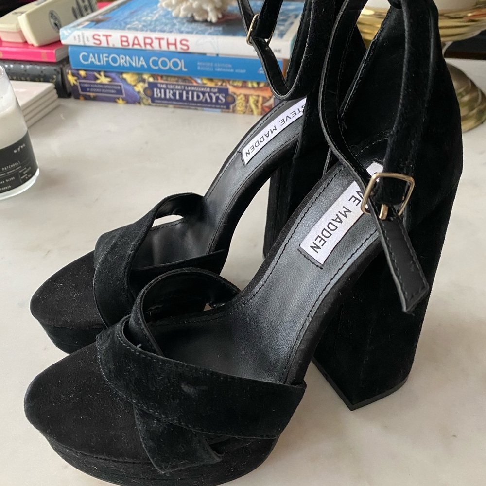 Steve Madden Black Suede Platforms Size 7.5